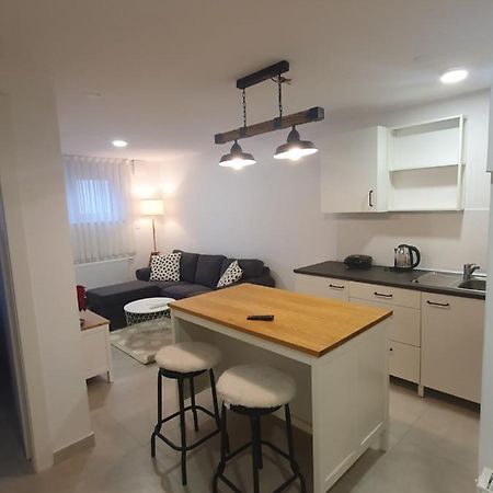 Cosy 35M2 Appartment Zagreb Luaran gambar